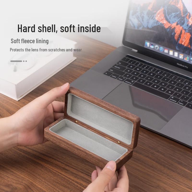 Vintage Drewniane Etui na Okulary