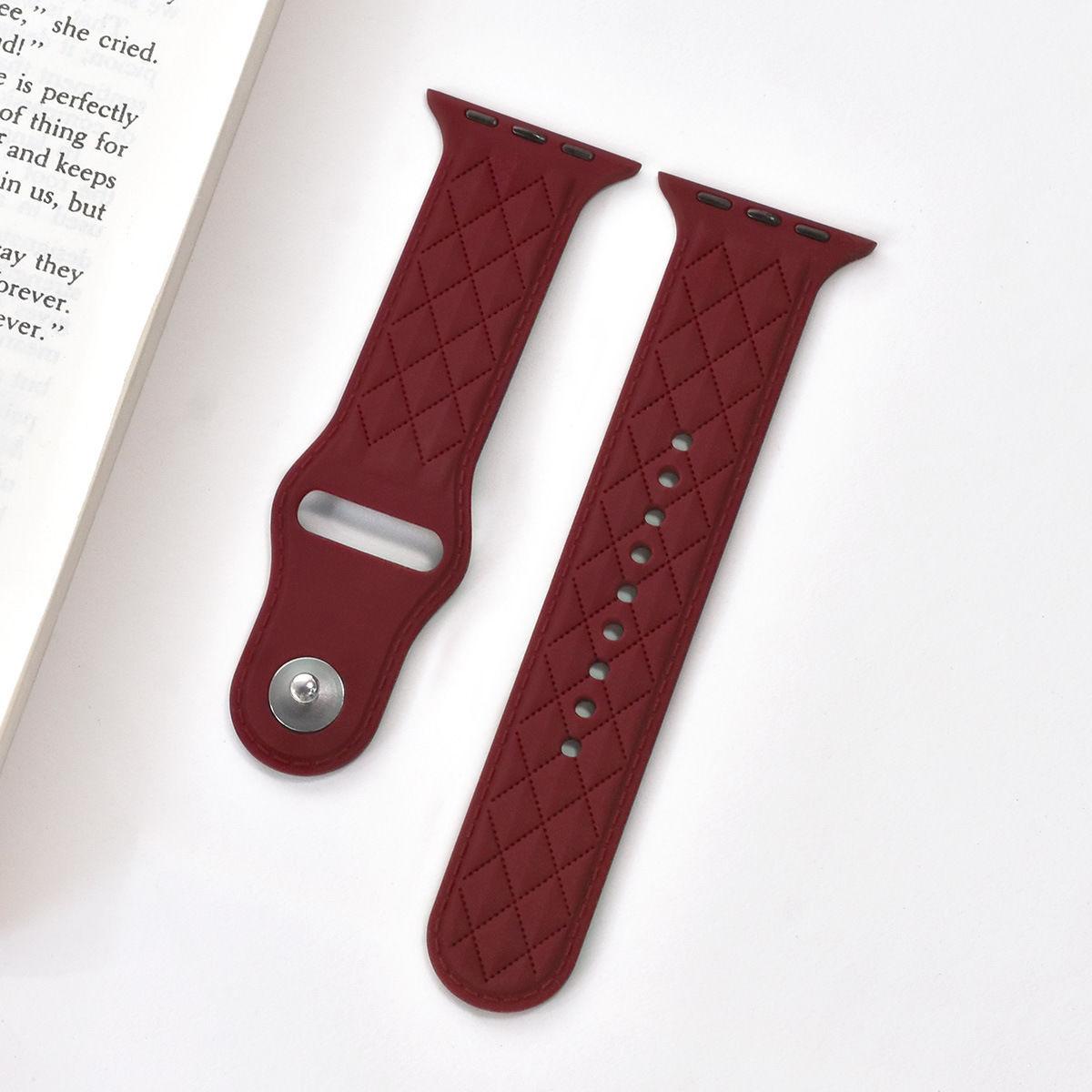 

Ремешок из силикона с бриллиантами для Apple Watch 9/8/7/6/5/4/3/2/1/se - мягкий силиконовый удобный ремешок для часов 49 мм 45 мм 44 мм 42 мм 41 мм 40 мм 38 мм 42/44/45/49mm