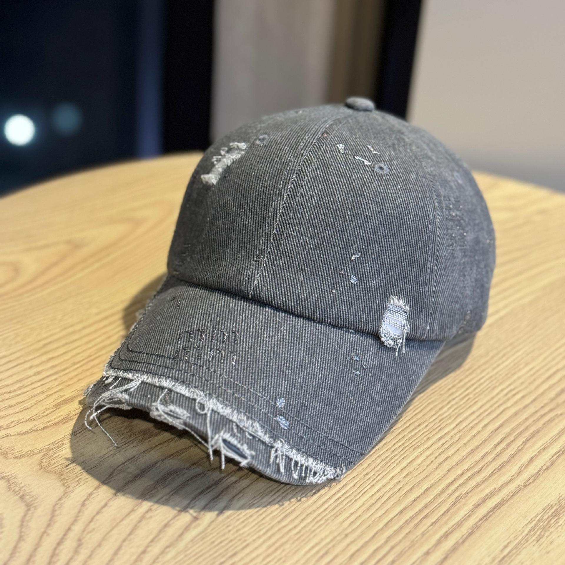 

Spring and summer new style personalized frayed edge ripped denim baseball cap for men and women, vintage versatile, face-slimming, sun-protective Adult54-60Adjustable чёрный