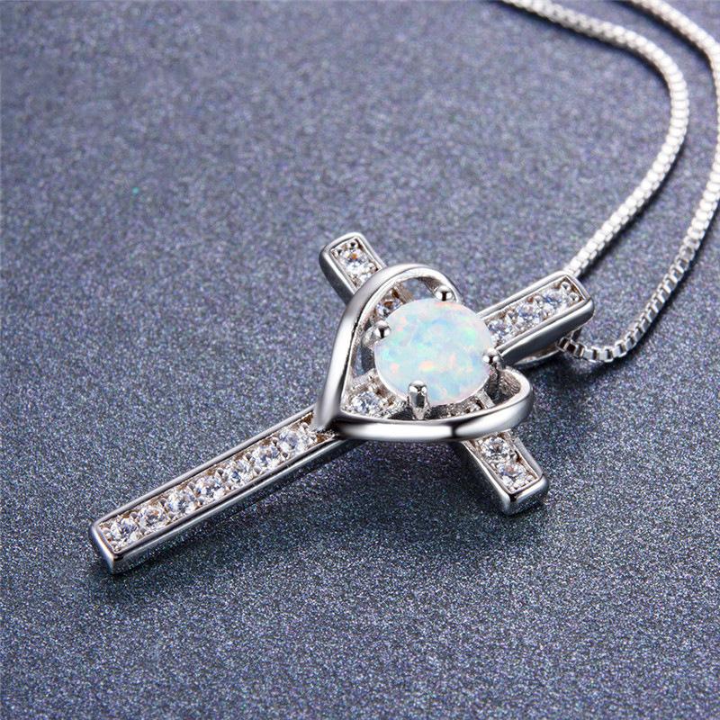 Round White Peach Heart Diamond Studded Cross Necklace Versatile Collarbone Chain
