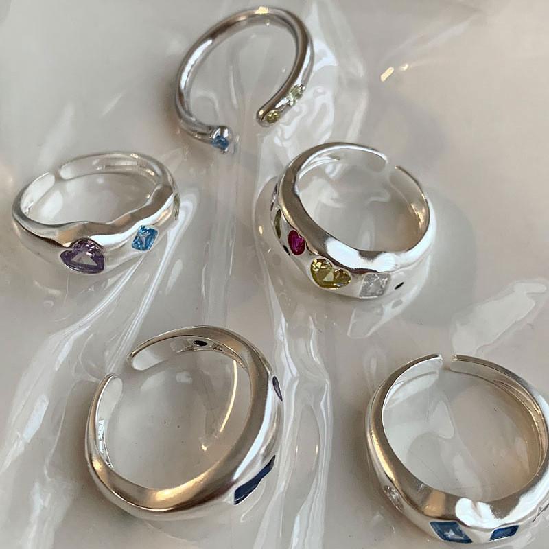 Elegant Vintage Inspired Colorful Gemstone Heart Shaped Ring For Stylish Women