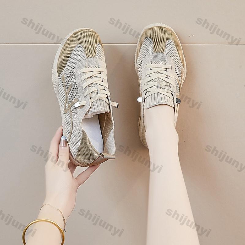 Women Fly Weave Shoes 2025 Summer New Mesh Breathable Outdoor Sports Running Shoes Fashion Lightweight Comfortable Casual Flats