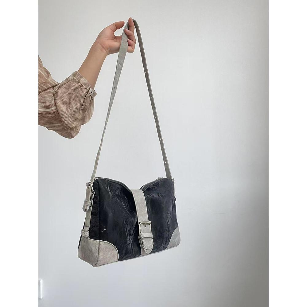 IELGY Ladies  Messenger Tote - Large Capacity Commuter Bag