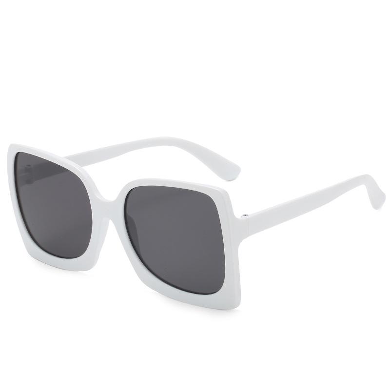 Trendy Oversized Retro Square Sunglasses: European & American Fashion