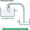 Bomba Sifão Manual Plástica Durável de 3 Peças em Cores Sortidas. Válvula de retenção e design de pistão integrados, perfeitos para a limpeza de piscinas