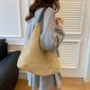 New lightweight and fashionable retro tote bag hand-held straw bag versatile large-capacity shoulder armpit bag