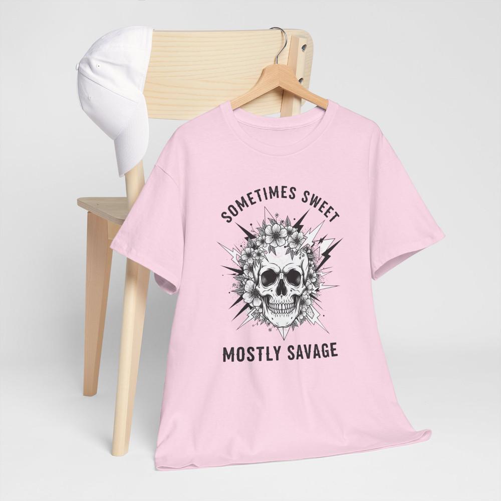 

Pink Graphic Tee with Skull Design T-Shirt M