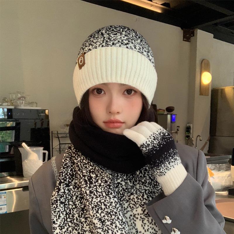 Women's Winter Knit Hat, Scarf & Gloves Set - Korean Style Warm Wool Ensemble