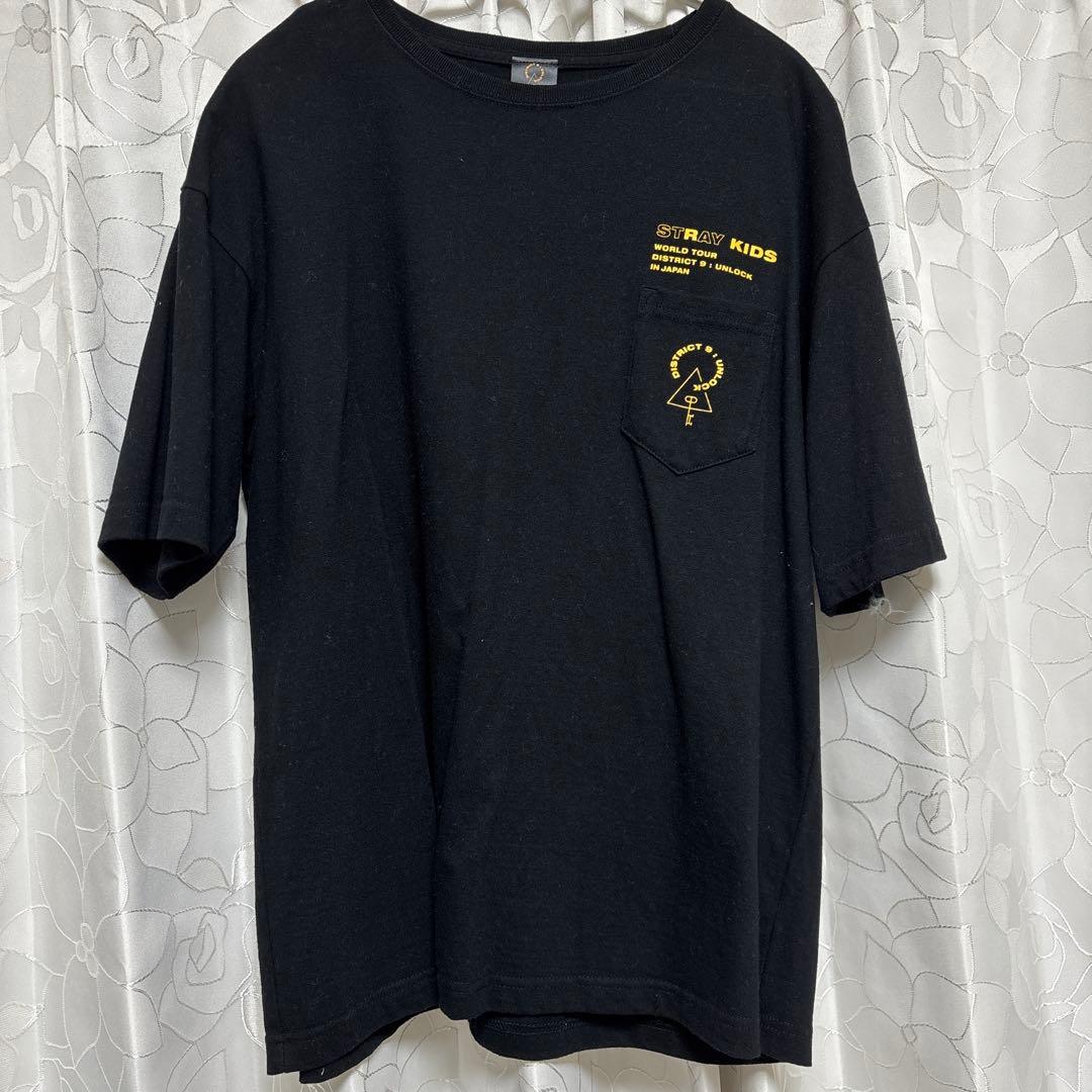 

[USED] Stray Kids UNLOCK T-shirt Oncon