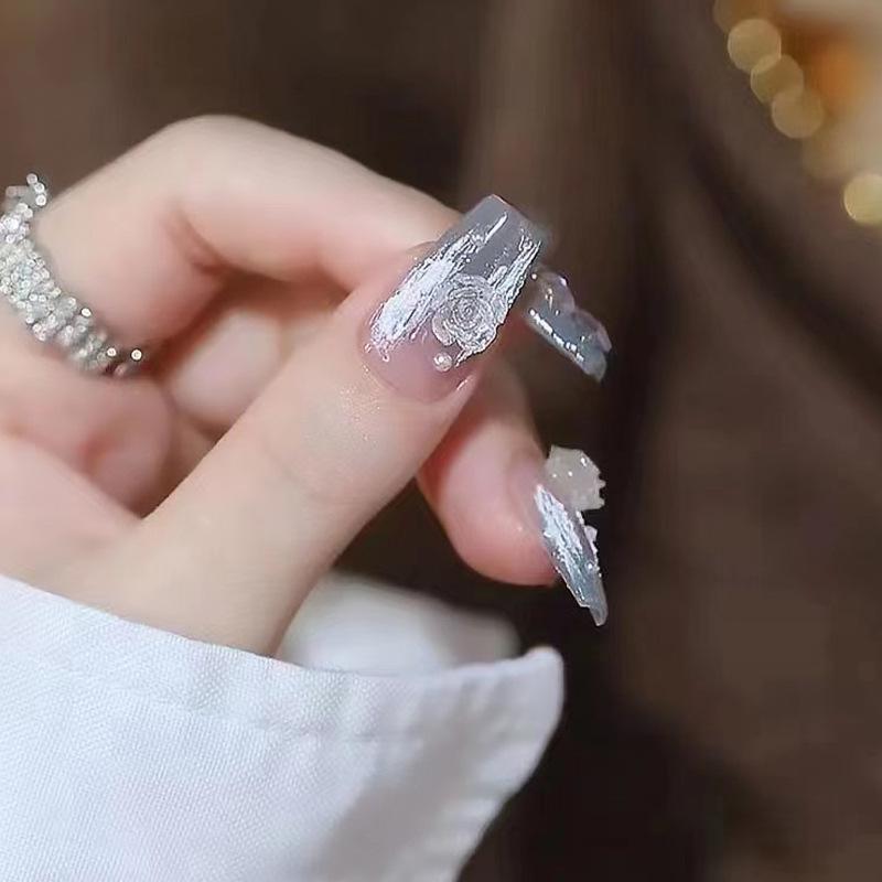Gradient Blue-Gray Camellia Nail Tips & Stickers: Light Luxury Wearable False Nails