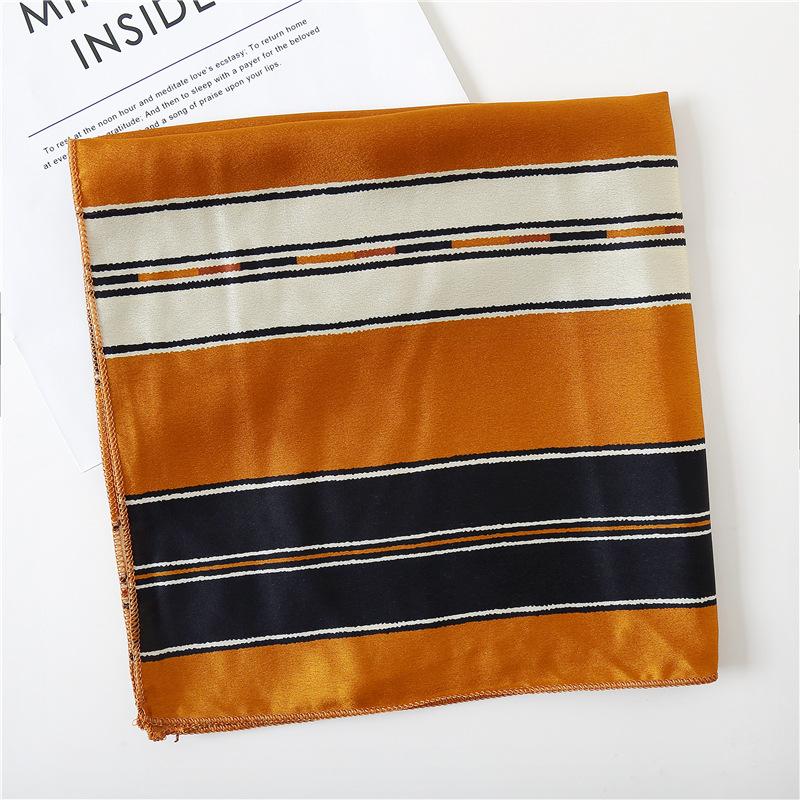 50 * 50cm İlkbahar Ve Sonbahar İpek Eşarplar Çok Yönlü Dekorasyon Profesyonel Küçük Kare Eşarplar Boyun Koruma Bağlama Çantası