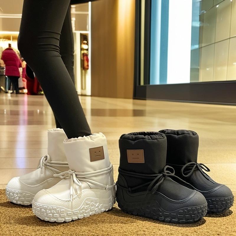 New chubby cute smiley snow boots thick-soled waterproof and non-slip padded snow boots for women