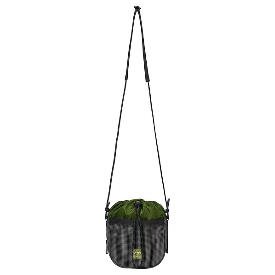 Skechers Outdoor Series Letter Logo Polyester Shoulder Crossbody Bag Unisex bags Black Green P225U014-053F Black & Green