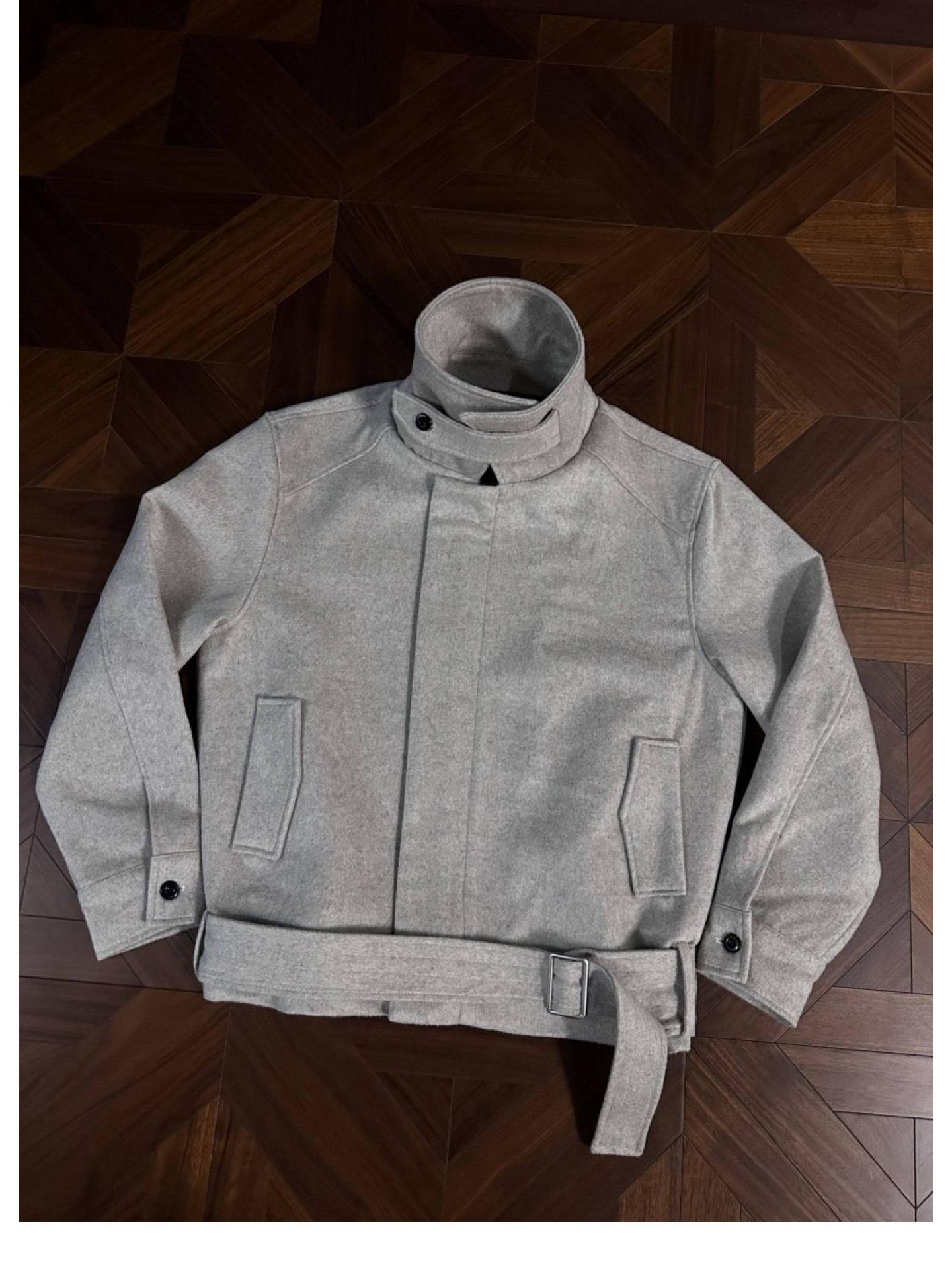 

Men s Trendy Woolen Lapel Jacket - Spring & Autumn Flower Yarn Design with Strap, Cool Street Style Outerwear L сірий колір