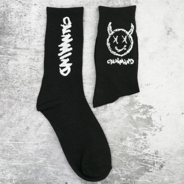 Trendy Korean-Style Men's Mid-Calf Sports Socks for Hip-Hop, Skateboarding, and Basketball