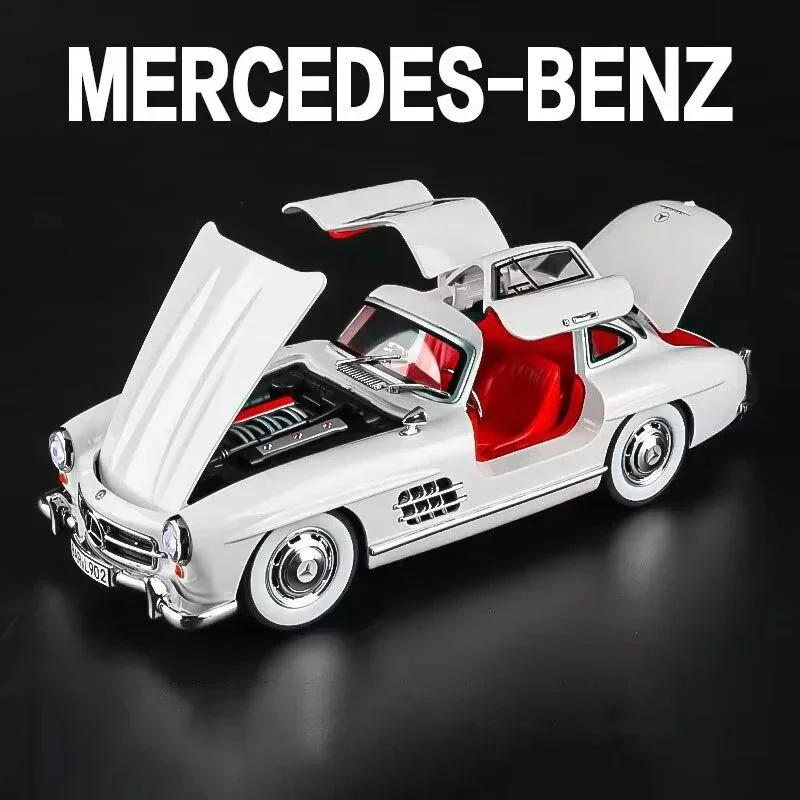 1:24 Mercedes Benz 300SL Alloy Classic Vintage Car Model Car Model Diecast Metal Pull Back Sound Light Car Fashionable Ornaments