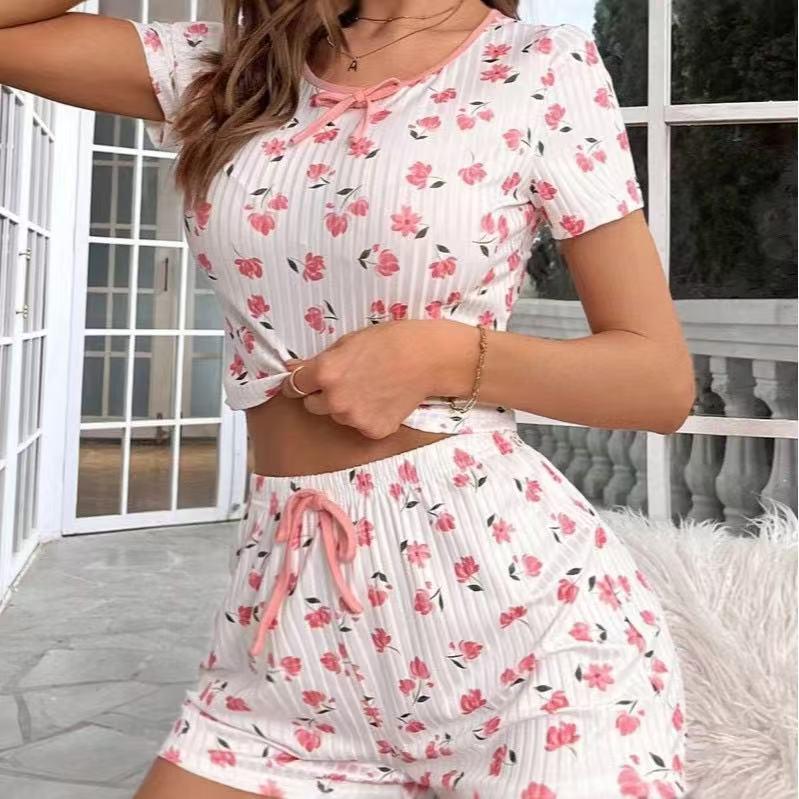 European & American Sexy Floral Print Rib-Knit Pajama Set with Camisole and Shorts