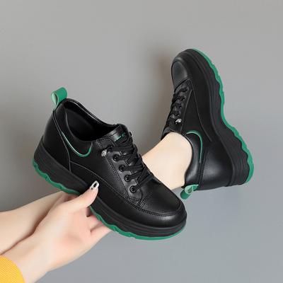 Comfortable Soft Leather Running Sneakers 2026 New Spring Autumn Middle-aged Elderly Fashi Chunky Causal Women Mother Shoes