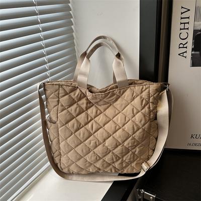 2025 Autumn and Winter New Fashion Portable Shoulder Bag Casual Messenger Bag Large Capacity Simple Tote Bag Women