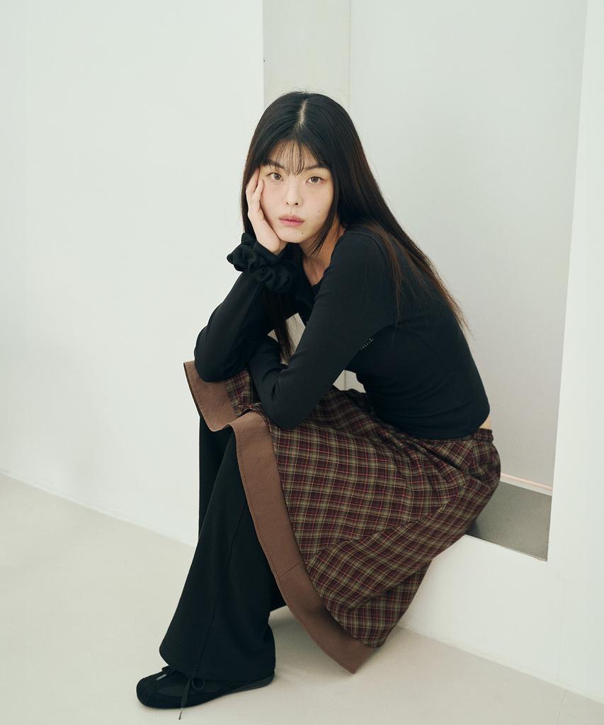 Mihebeu Check Pocket Midi Skirt Burgundy Brown