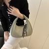 Stylish and Simple Portable Crescent Bag, New Spring and Summer Chain Shoulder Bag, High Texture and Beautiful Messenger Bag.