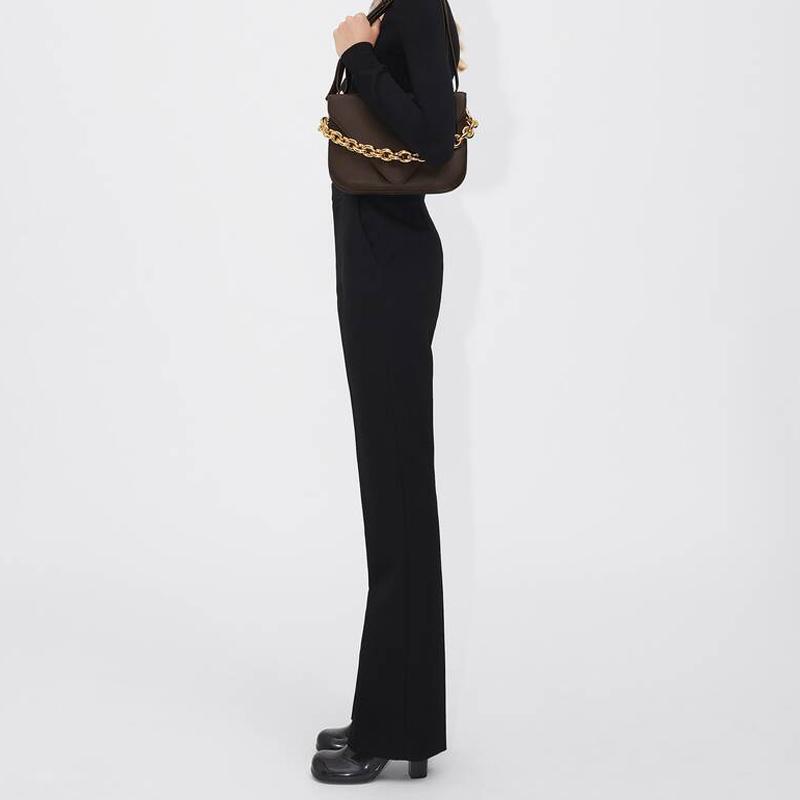 Bottega Veneta Solid Gold Thick Chain Envelope Bag Women Shoulder Bag Soft-Candy Brown 667398-V12M0-2132