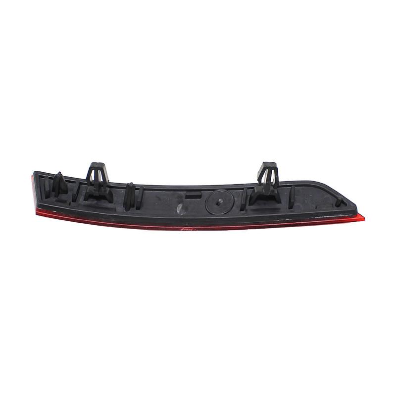 Rear Bumper Reflector Reflective Strip Tail Lamp No Bulbs for Passat B8 2017 2018 3G0945103B 3G0945105B 3G0945104B