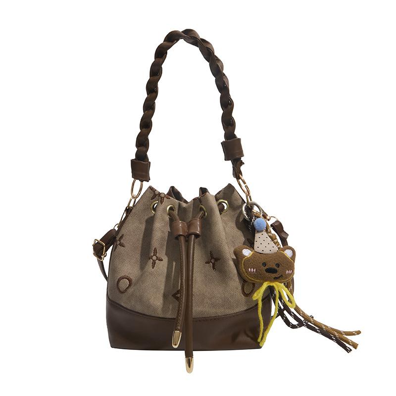 Bucket bag women's new bag messenger bag women's commuter handbag versatile women's shoulder bag
