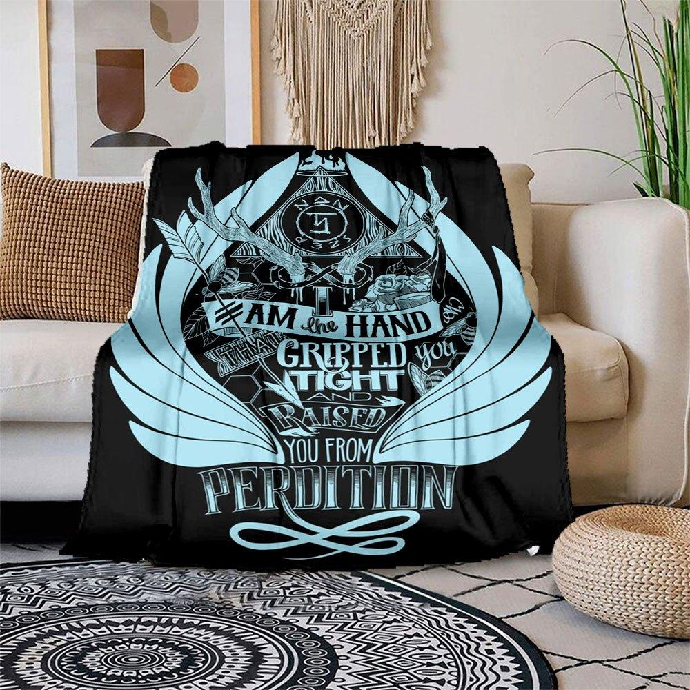 

Rise from Perdition: Hand Gripped Tight T-Shirt Blanket Flannel Throw Blanket for Sofa, Bed, Travel, Camping, Office, Couch, Chair, And Bed 150x180cm