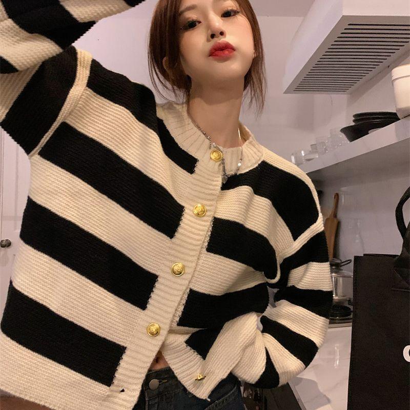 Spring Autumn Winter Women's Lazy-Style Sweet Striped Cardigan Knit Sweater Coat: Loose Versatile Outerwear