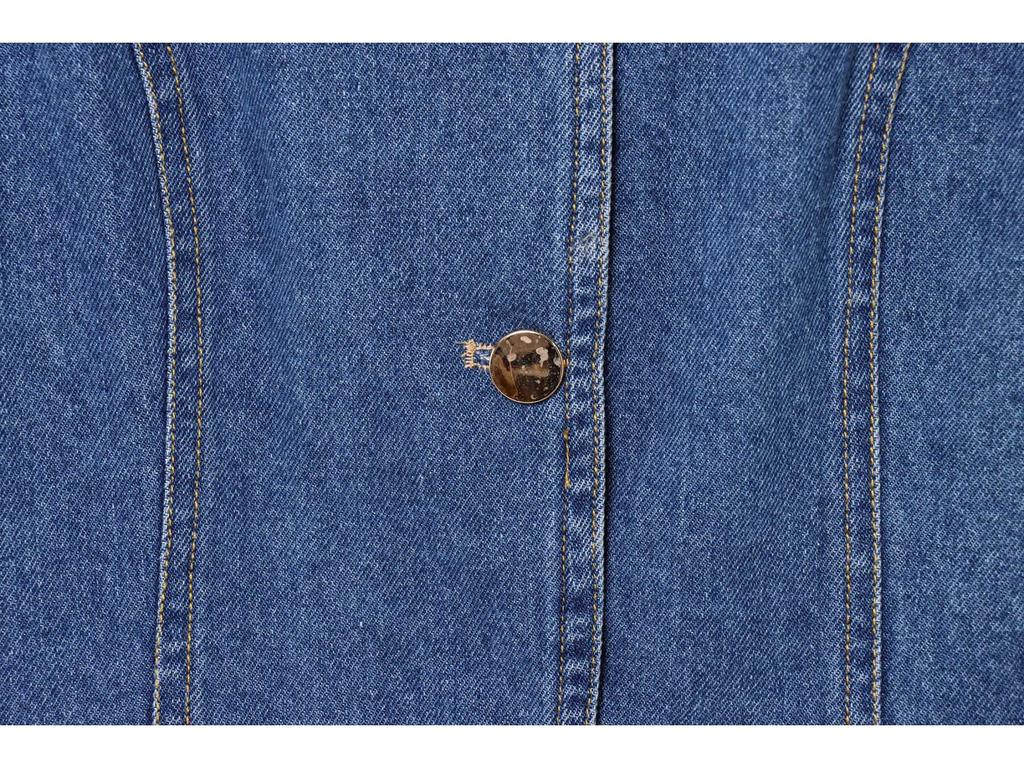 2025 Summer Women's Sleeveless Denim Vest and Mid-Waist Shorts Casual Suit in European and American Style.