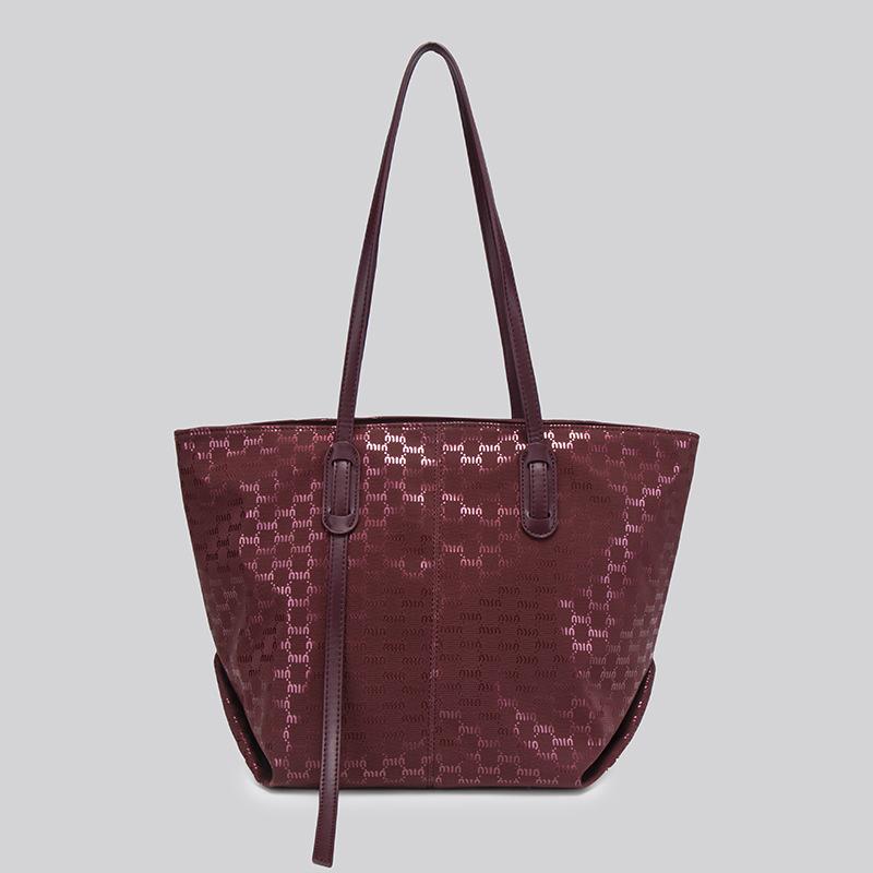 

Премиальный сенс сумка большой вместимости нишевая универсальная сумка для поездок женская новая трендовая текстурная сумочка темно-красного