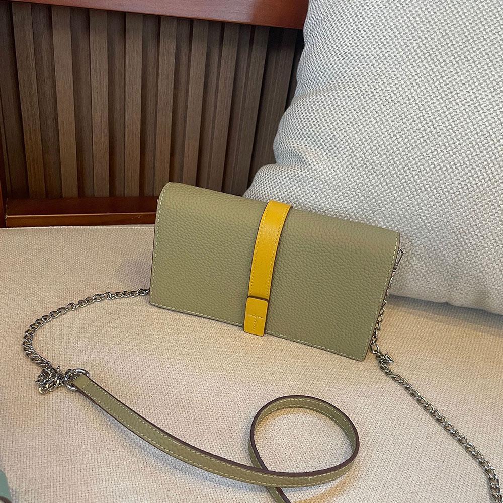 

2025 Новая маленькая сумка через плечо из натуральной кожи, женские сумки, фирменный дизайн, цепочка, дамский кошелек, роскошная двухцветная сумка через плечо из коровьей кожи серый