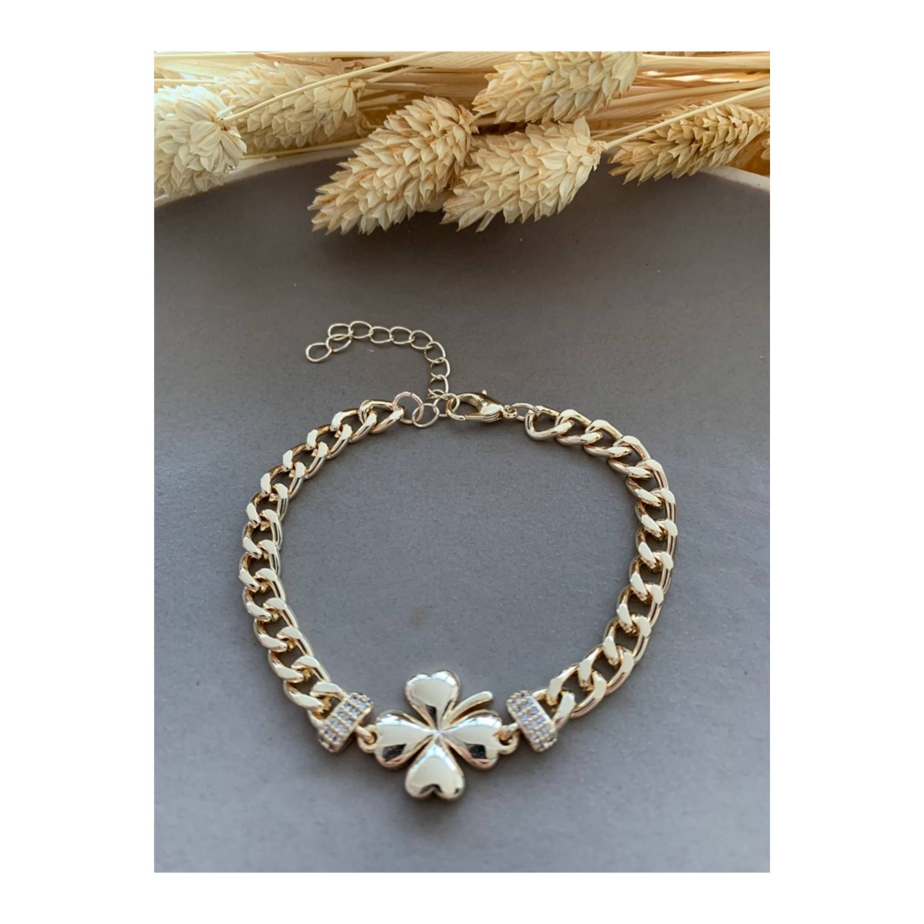 

Clover Figured Zircon Stone Thick Chain Bracelet