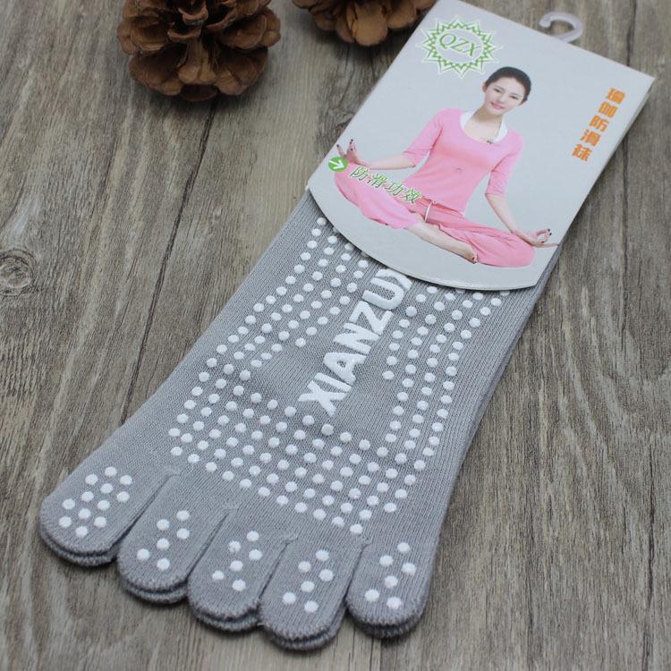 Non-Slip Yoga Socks Five-Finger Socks, Women'S Color Medium Tube Five-Toe Socks