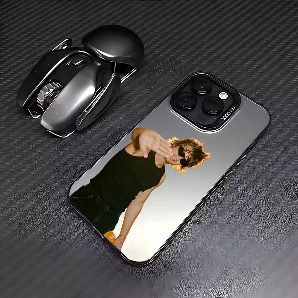 D-Djo Singer J-Joe K-Keery Phone Case For iPhone17,16,15,14,13,12,11 Plus,Pro Max Colored Silver Plated Inside Cover