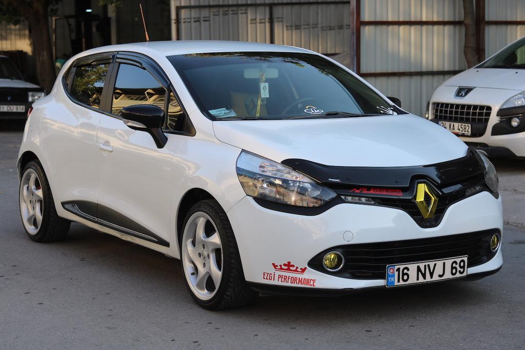 Deflector capota (EuroCap) pentru Renault Clio IV 2012-2019