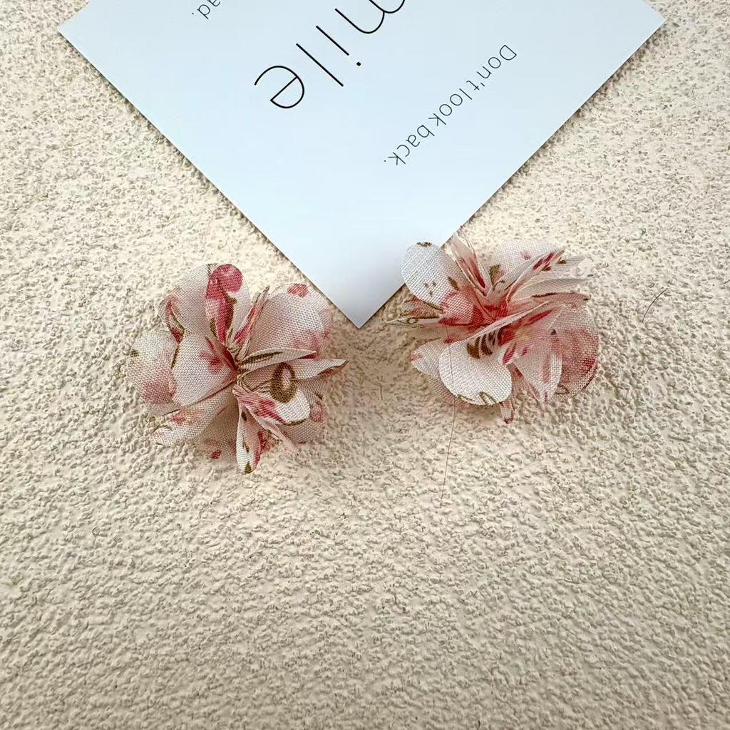 Hand-Sewn Retro Floral Jewelry Fabric DIY Stud Earrings