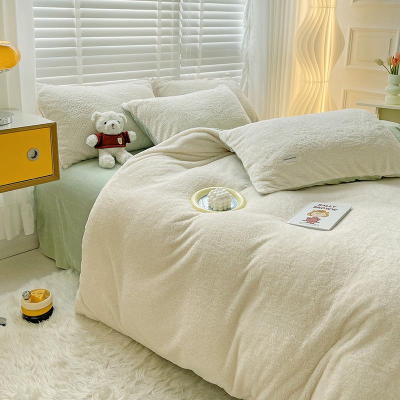 Milk Velvet Four Piece Set Ins Wind Winter Thickened Coral Velvet Bedspread Quilt Cover Flannel Bedding