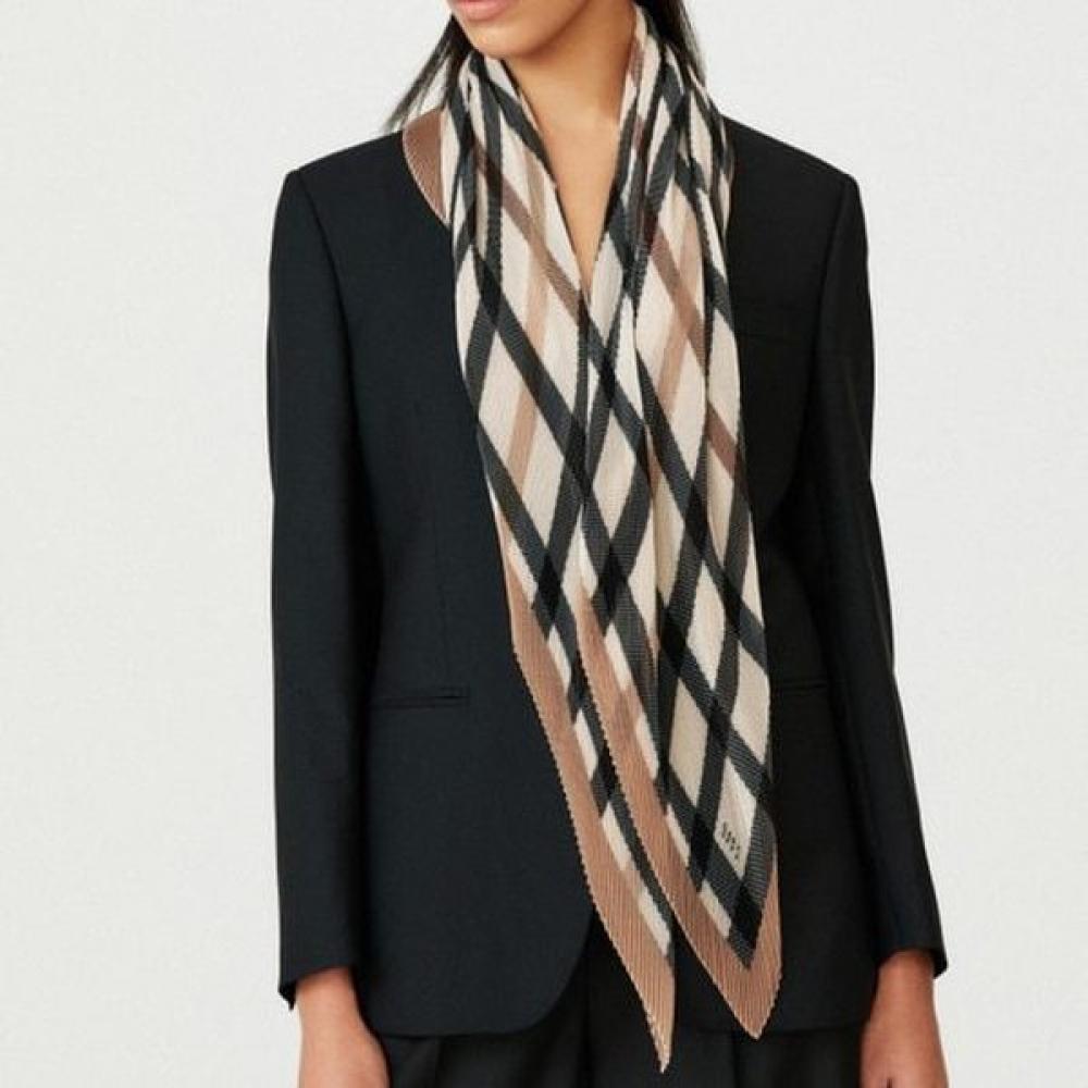 Daks Medium Pleats Brown Check Scarf Dcsc4f517w2 Single option