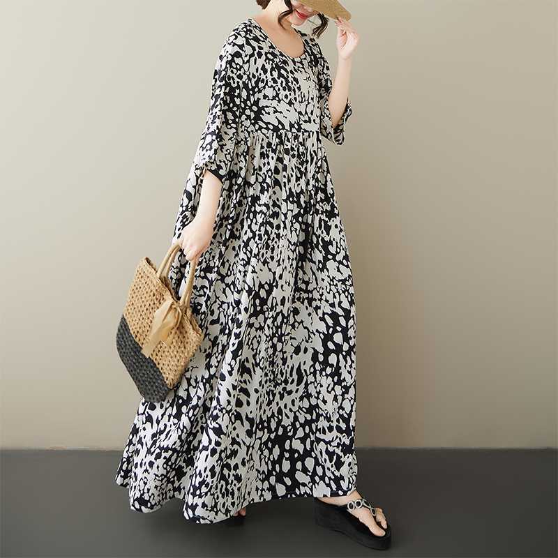 Ladies' Casual Vacation Black and White Leopard Print Round Neck Shoulder with Loose Sleeves, Big Swing Dress