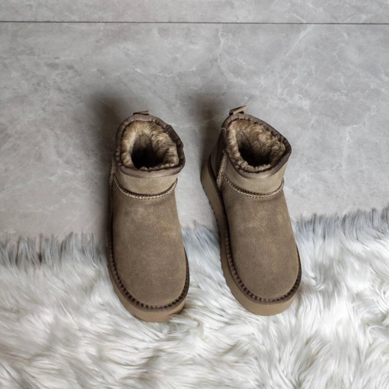 

2025 autumn and winter women s fur integrated snow boots thick-soled muffin snow boots women s winter velvet thickened warm short boots 40