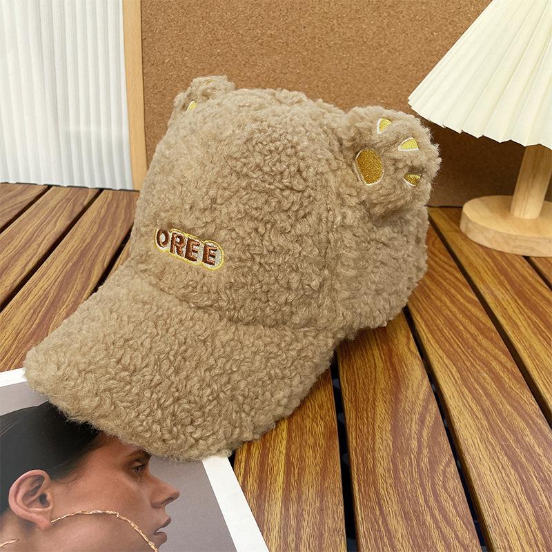 New Hat Women's Winter Cute Bear Baseball Cap Korean Style Trendy Versatile Warm and Face Friendly Lambswool Duck Cap
