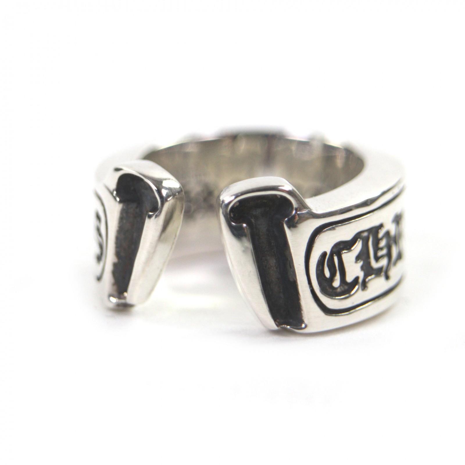 

Відмінне Срібне кільце CHROME HEARTS Великий срібний 925 етикетка з гравіюванням чоловіче Вживане