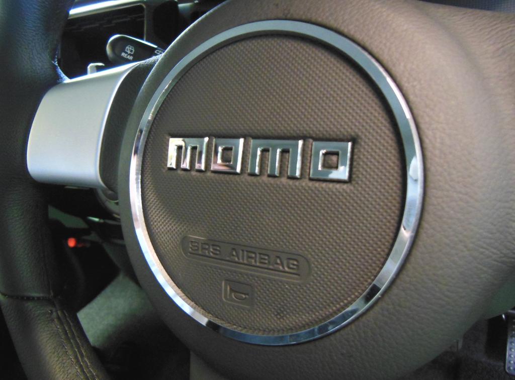 Mut Pierścień centrujący kierownicy dla oryginalnych kierownic MOMO Daihatsu (Chrom) (D-79SS-CR-02)