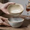 Japanische Retro-Keramikschale in unregelmäßiger Form mit Ofen-verändertem Glasur - Ideal für Reis, Congee oder Nudeln
