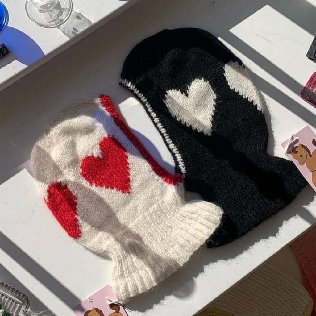 Women Balaclava Hooded Hat Heart Hooded Neck Warmer for Outdoor Halloween Cosplay Handmade Balaclava