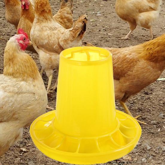 Yousheng Convenient Chicken Feed Bucket Easy Use PE Strong Toughness Portable Poultry Feeder for Garden