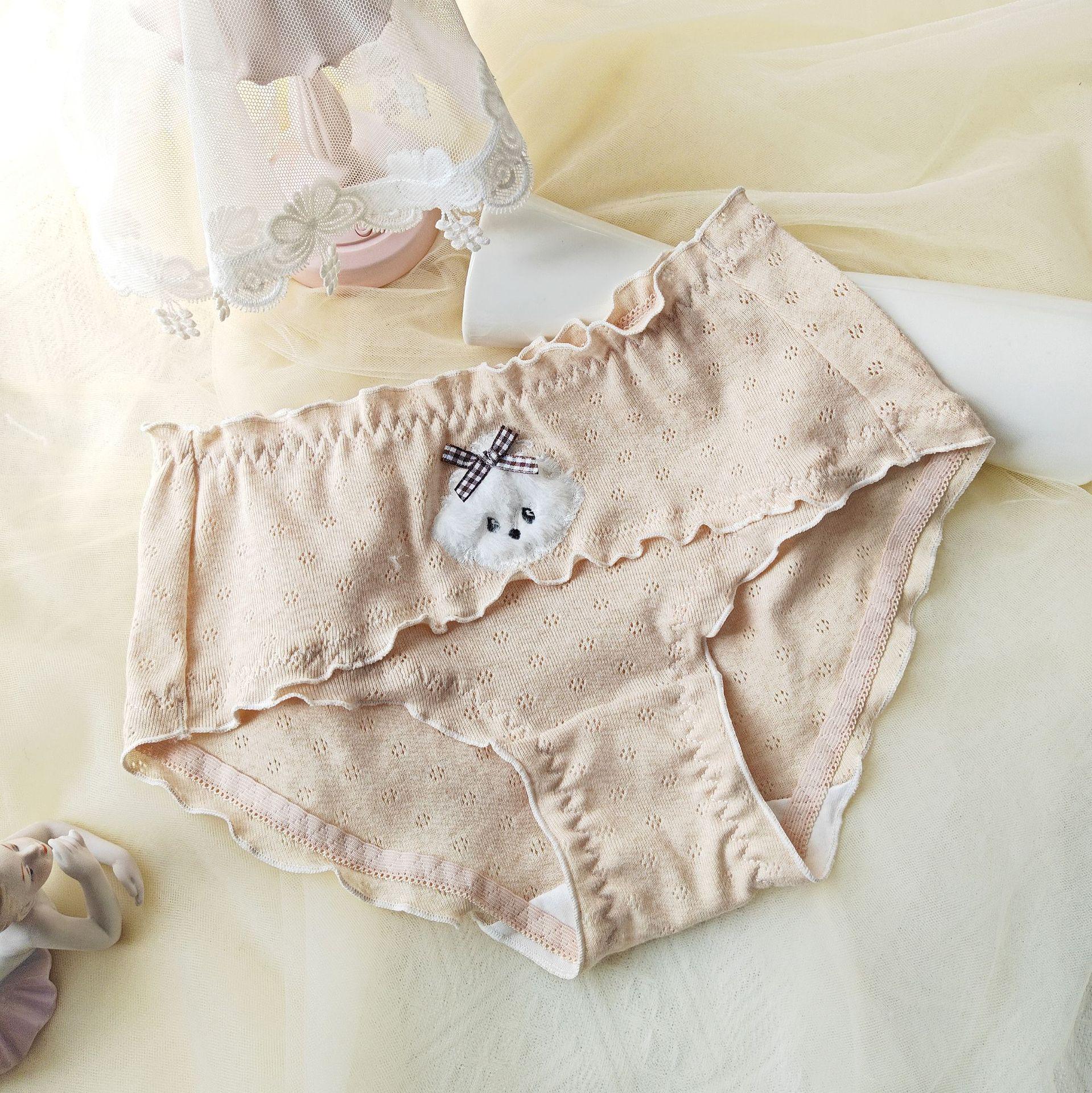 Japanese Embroidered Cotton Mid-Waist Princess Student Girl s Underwear Medium телесный