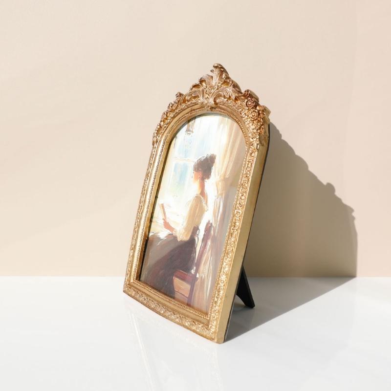 Handcrafted Antique Gold Carving Arch Picture Frame With Hanging Hook And Stand For Wall Or Tabletop Decoration Display